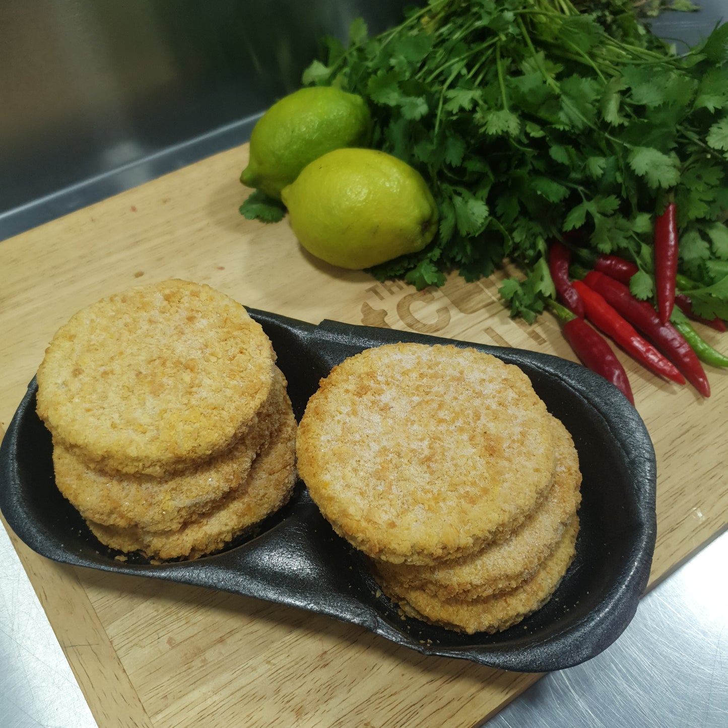 CRUMBED CHICKEN PATTY ( per kg )