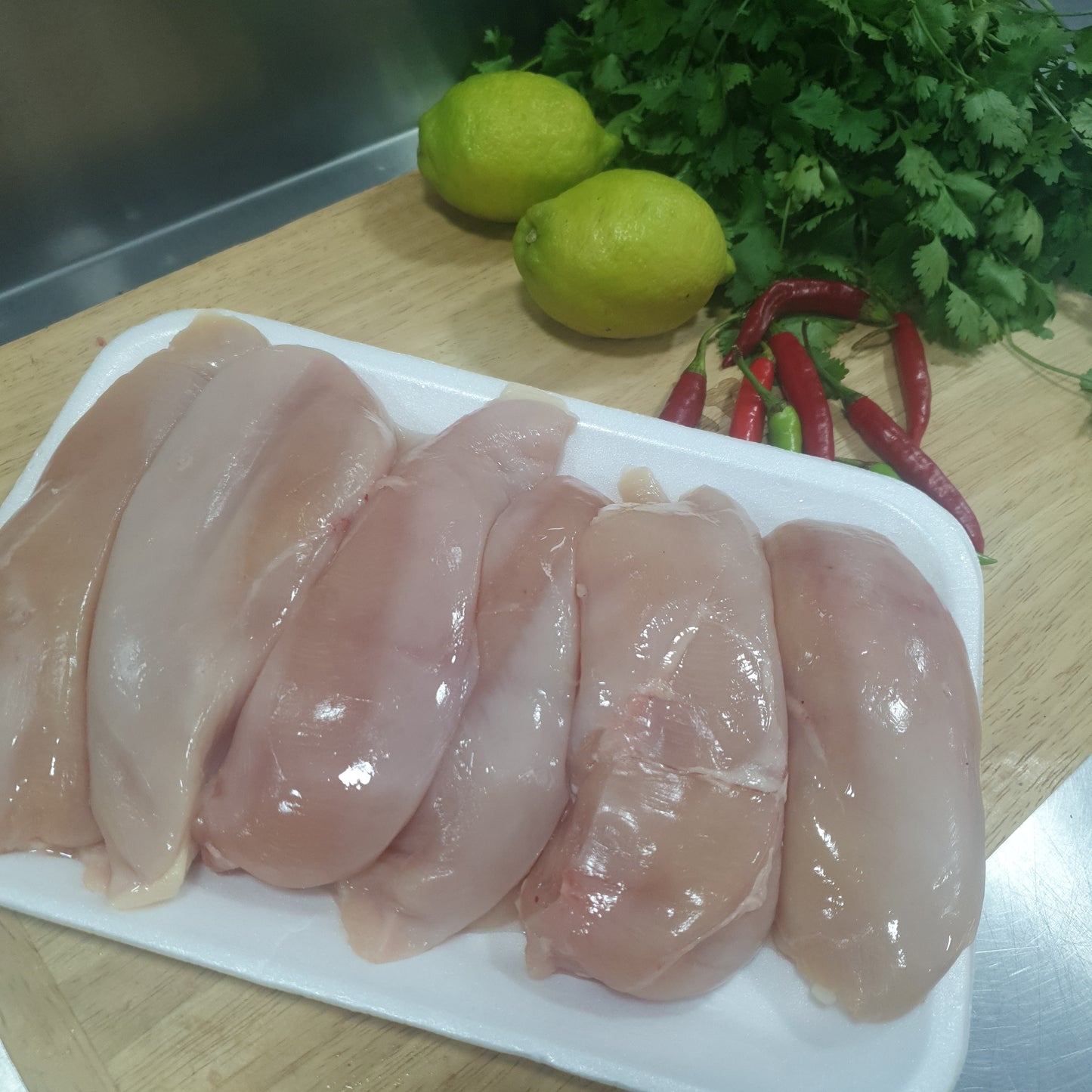 FREE RANGE CHICKEN FILLET ( per kg )